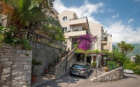 Apartments&Rooms Teona